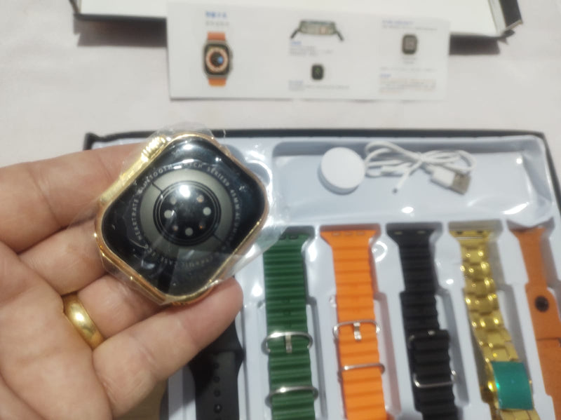 Relógio SmartWatch X10 Ultra 3 Sport Gold - Estojo com 7 pulseiras